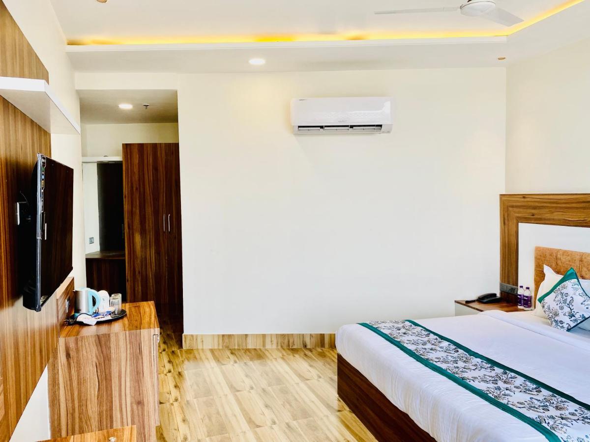 Hotel White House By An Hotels - Walking Distance From Golden Temple Amritsar Esterno foto