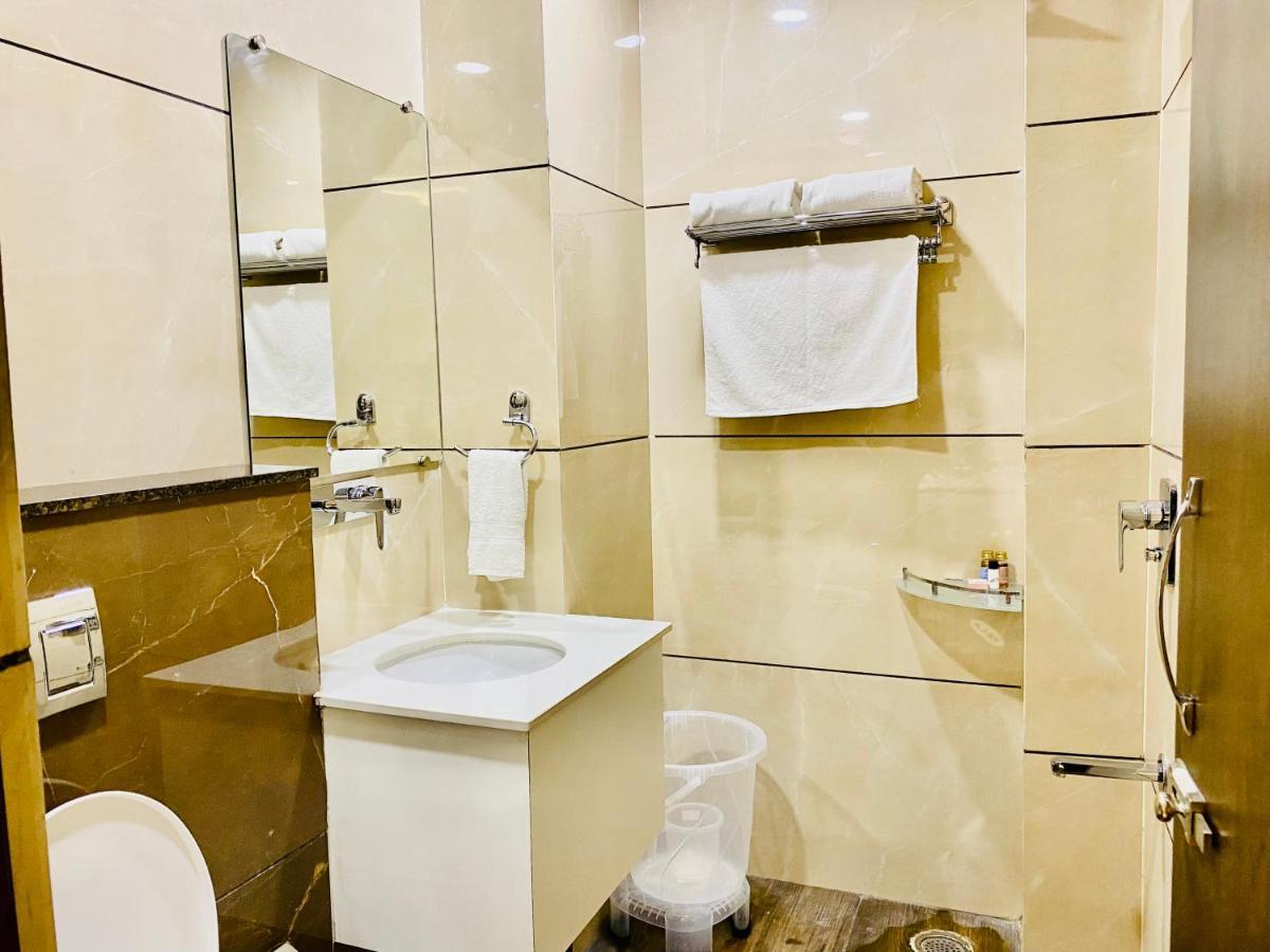 Hotel White House By An Hotels - Walking Distance From Golden Temple Amritsar Esterno foto