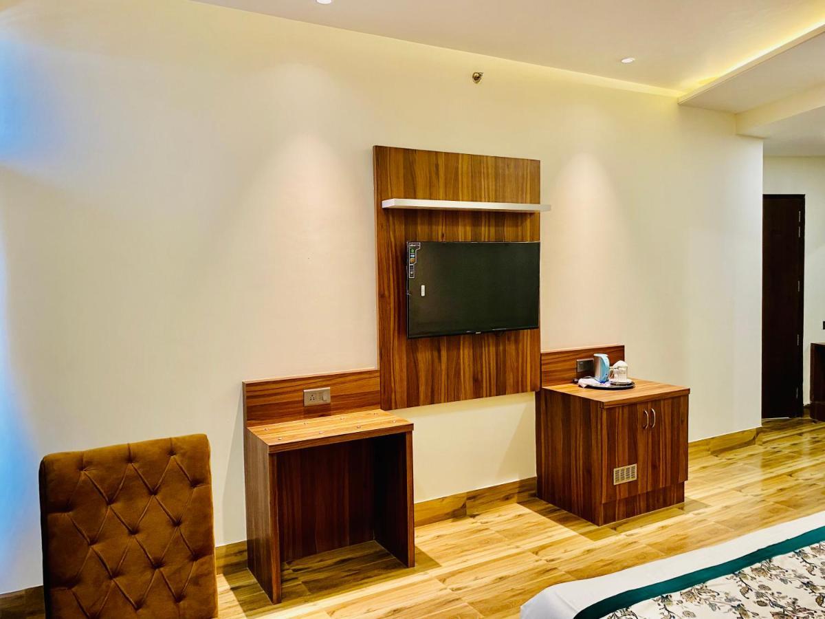 Hotel White House By An Hotels - Walking Distance From Golden Temple Amritsar Esterno foto