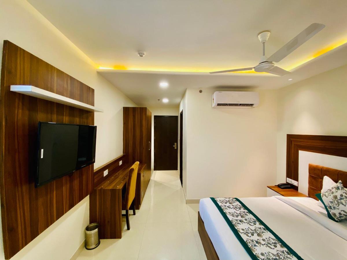 Hotel White House By An Hotels - Walking Distance From Golden Temple Amritsar Esterno foto