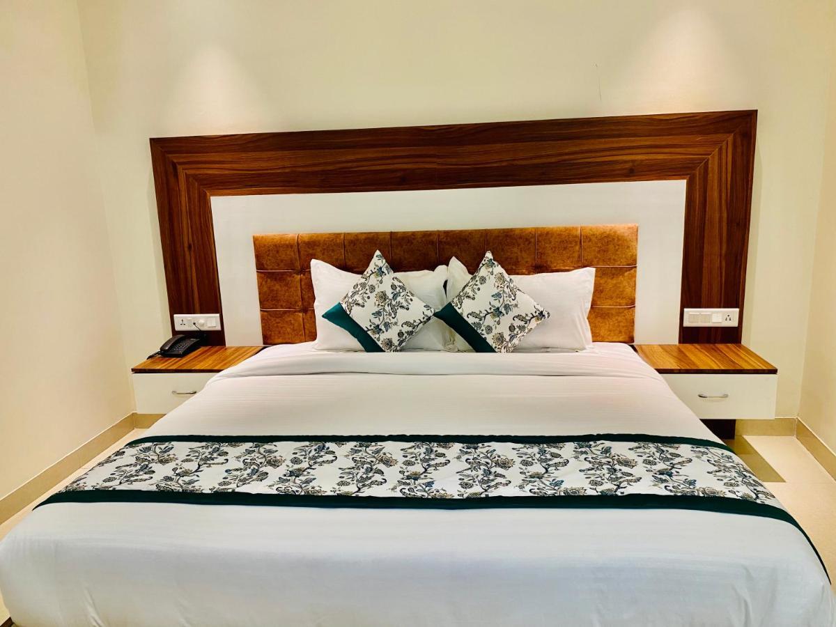 Hotel White House By An Hotels - Walking Distance From Golden Temple Amritsar Esterno foto