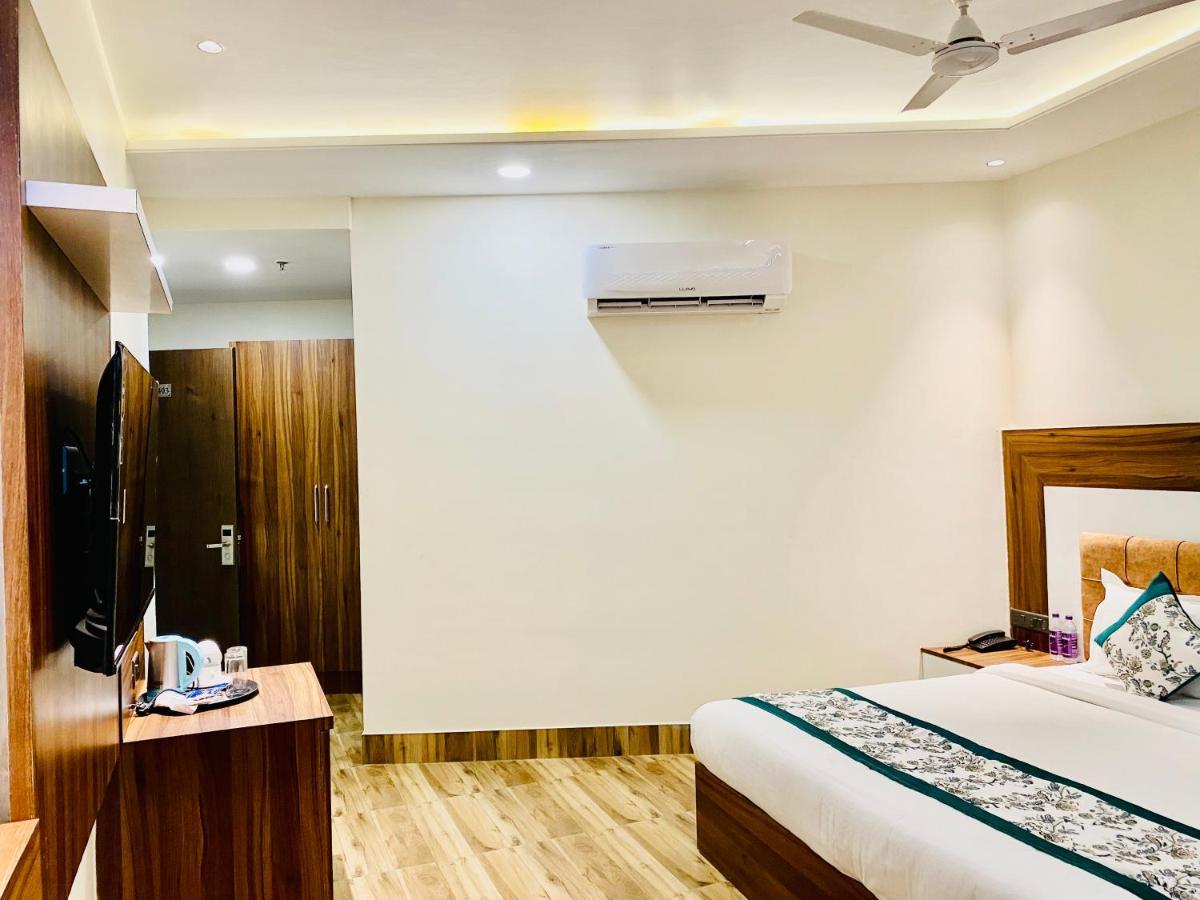 Hotel White House By An Hotels - Walking Distance From Golden Temple Amritsar Esterno foto