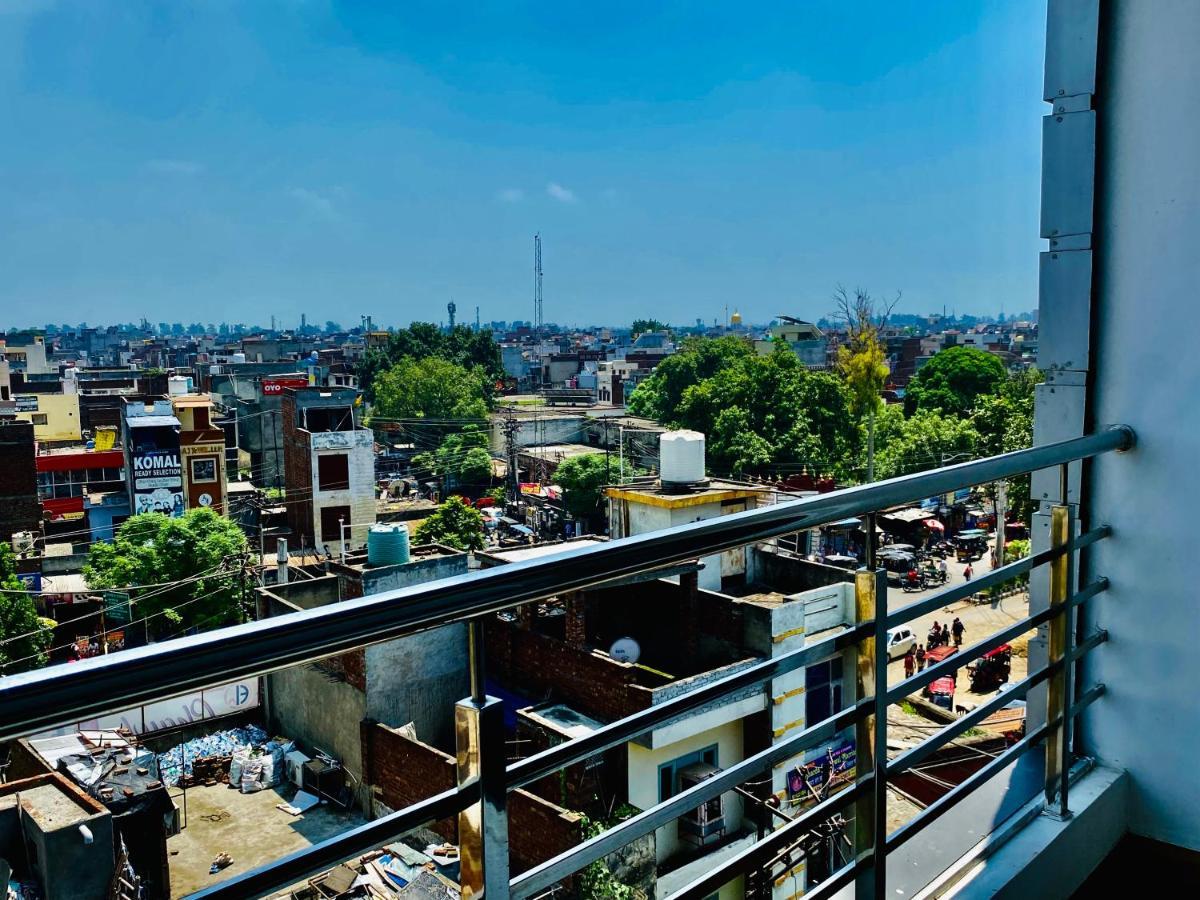 Hotel White House By An Hotels - Walking Distance From Golden Temple Amritsar Esterno foto